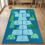 Upina Spielteppich Hopse-Spiel blau im Kinderzimmer – Frontperspektive