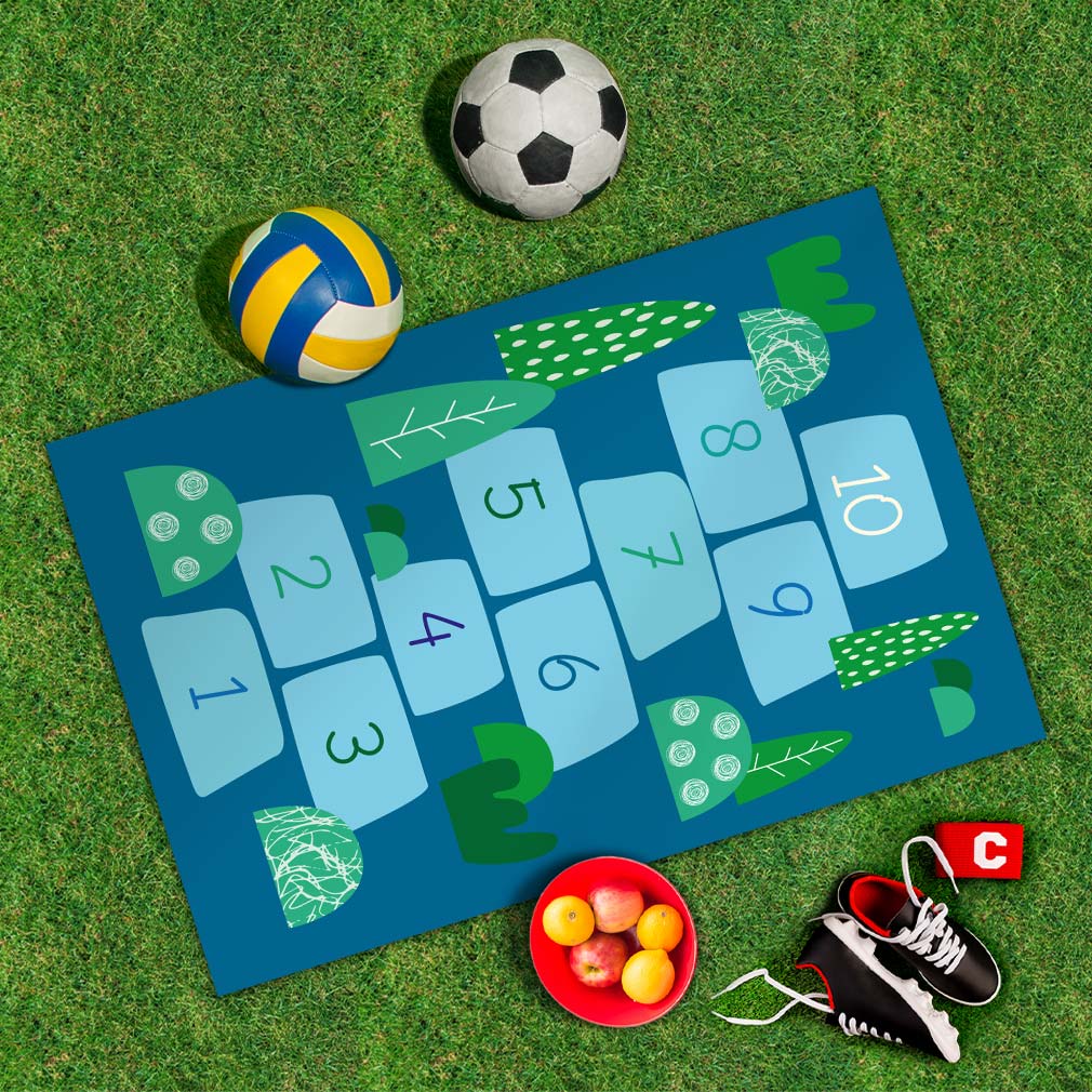 Spielplane Hopse-Spiel blau – wetterfest und abwischbar für drinnen und draußen – Ansicht 2