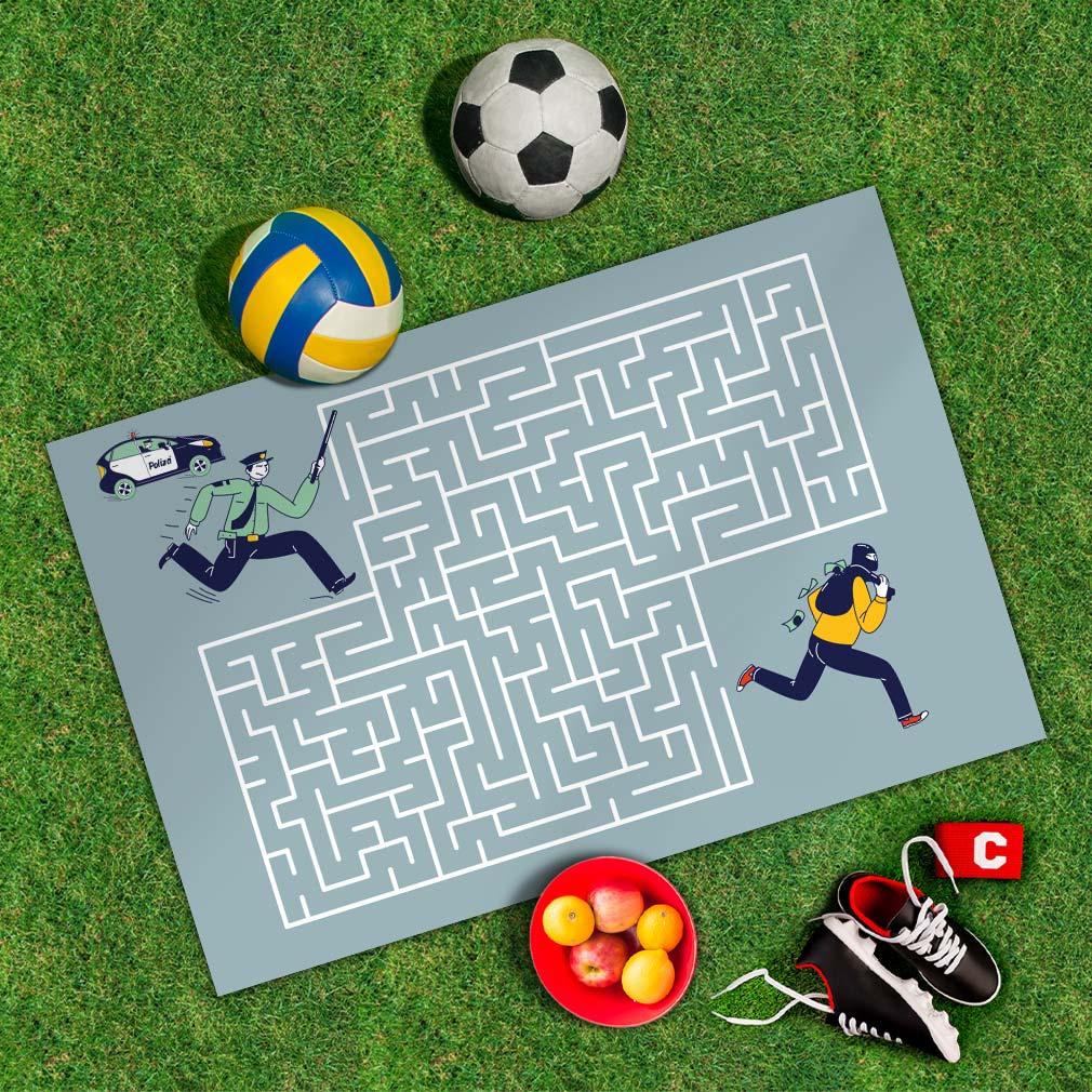 Spielplane Labyrinth Polizist – wetterfest und abwischbar für drinnen und draußen – Ansicht 2