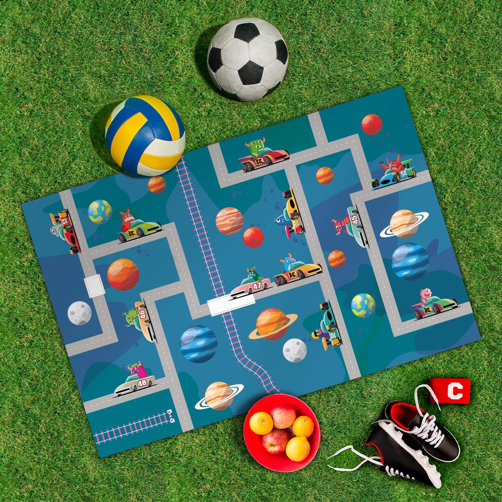 Spielplane Monster-Rennen – wetterfest und abwischbar für drinnen und draußen – Ansicht 2