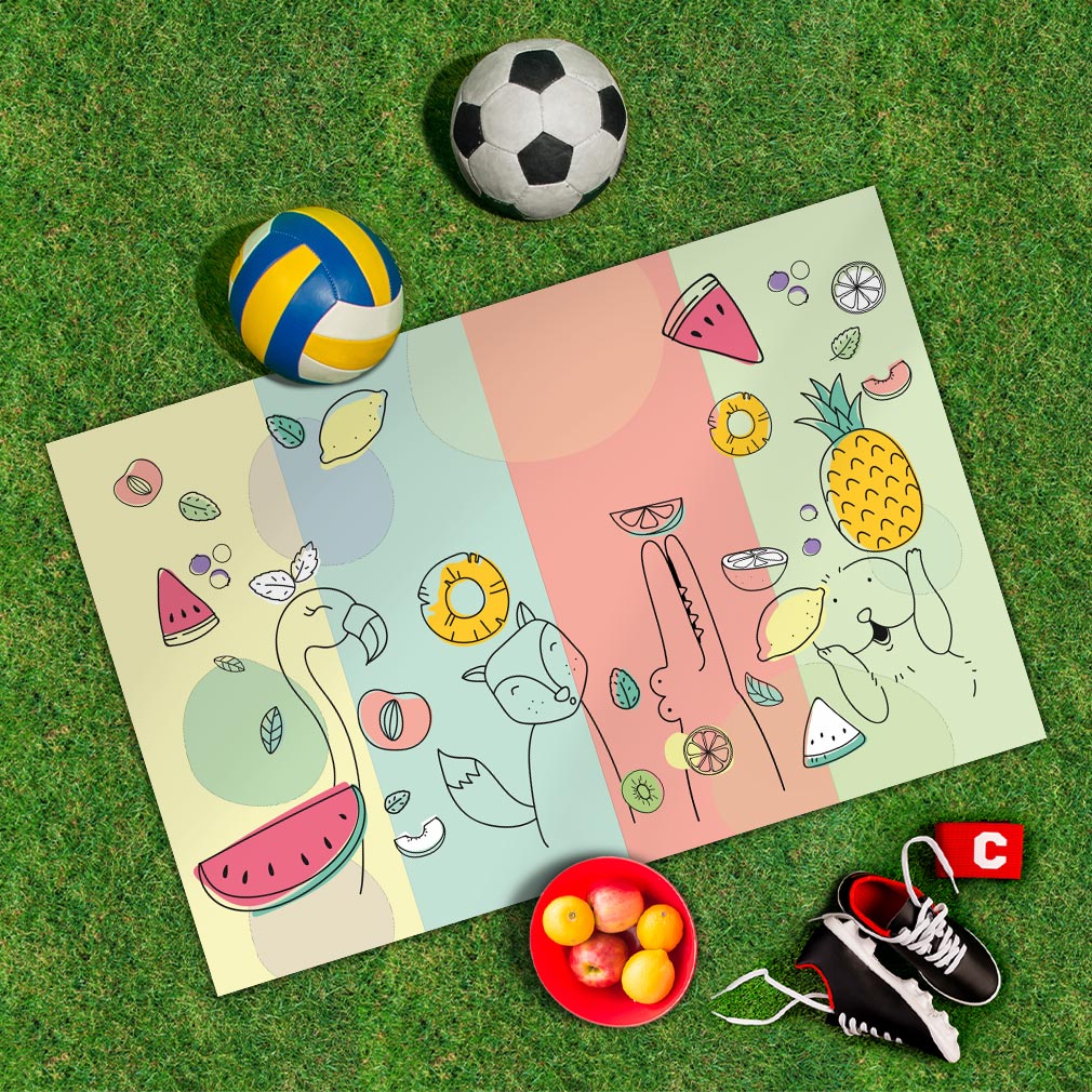 Spielplane Tiere-Früchte – wetterfest und abwischbar für drinnen und draußen – Ansicht 2
