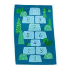 Kinderhandtuch Hopse-Spiel blau – weich, saugstark und Öko-Tex-zertifiziert